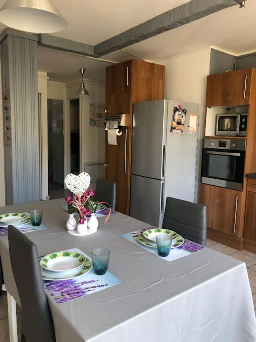Appartement Balcon, Place De Parking, Centre Ville Valence  Dış mekan fotoğraf