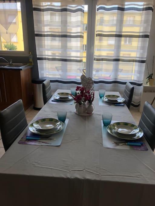 Appartement Balcon, Place De Parking, Centre Ville Valence  Dış mekan fotoğraf