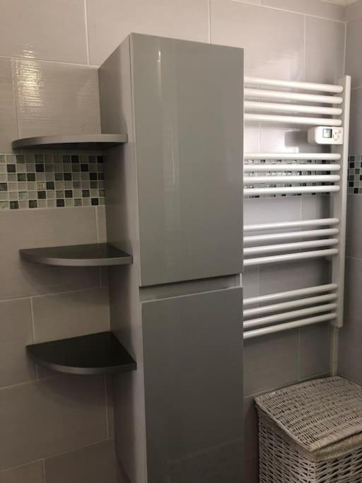 Appartement Balcon, Place De Parking, Centre Ville Valence  Dış mekan fotoğraf