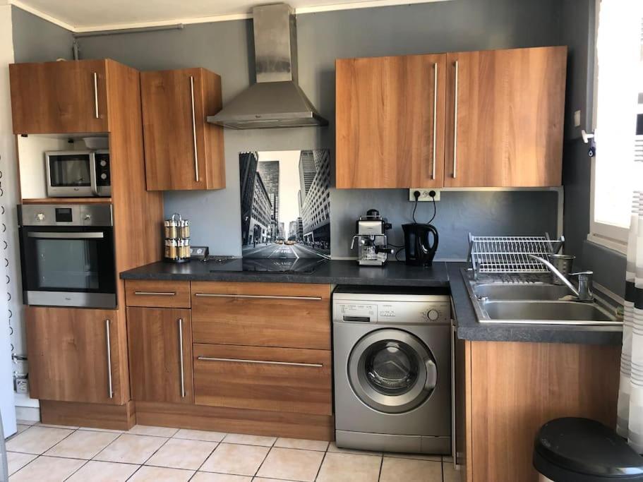 Appartement Balcon, Place De Parking, Centre Ville Valence  Dış mekan fotoğraf